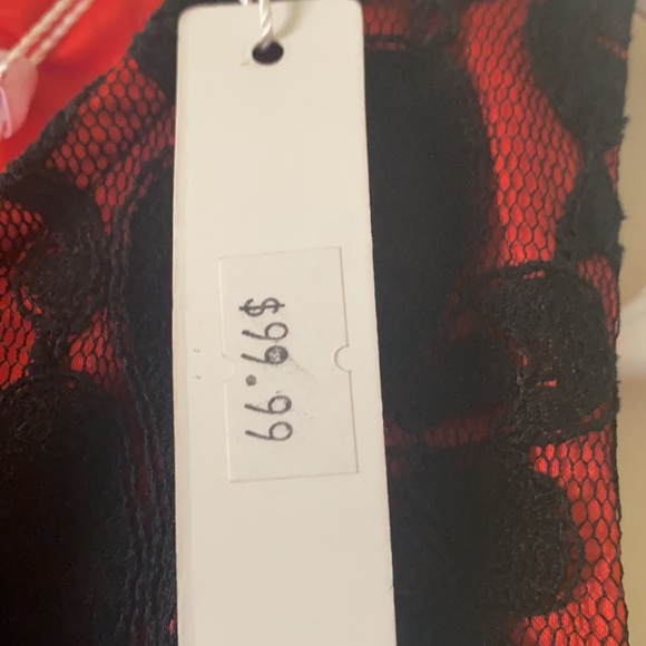 OFFERS WELCOME!! Women's black & red sleeveless Minuet Dress. - Picture 4 of 5